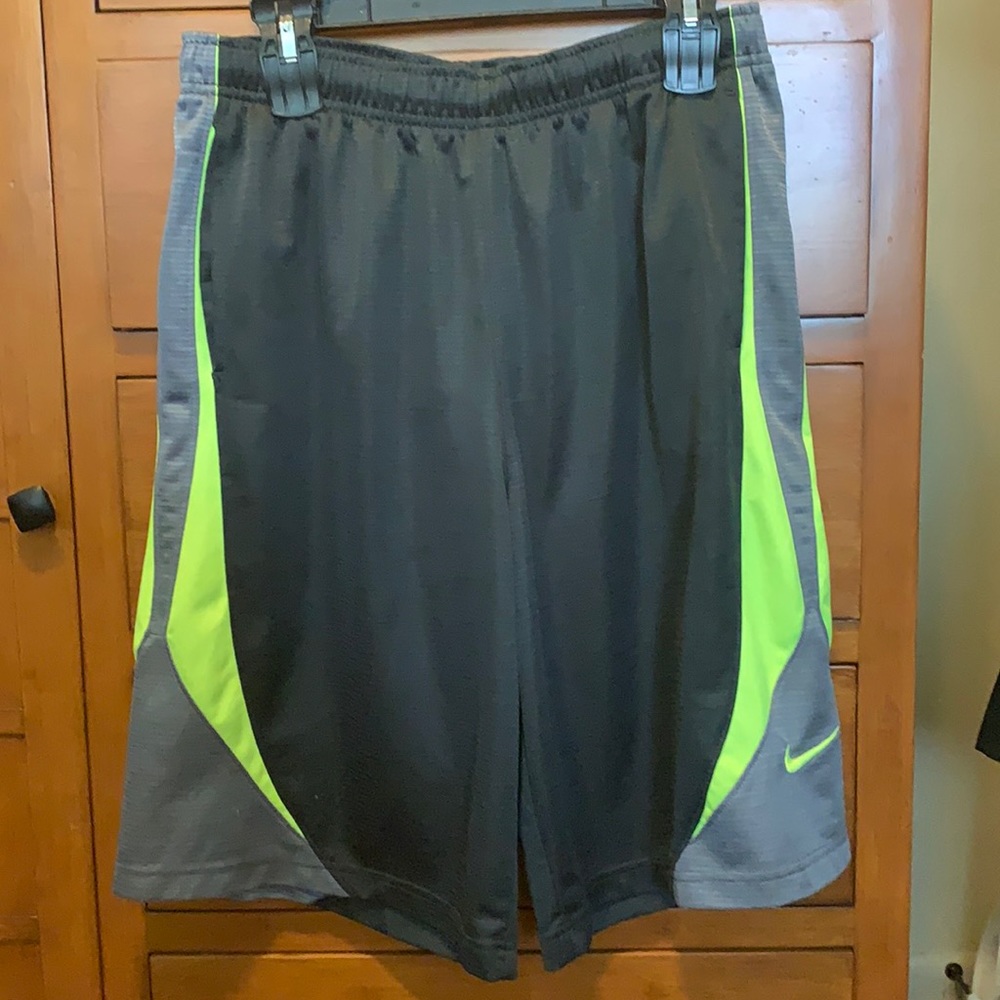 Mens Nike XL athletic shorts